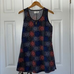 Aventura Dress SZ M flower burst pattern
